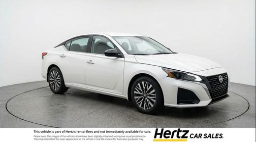 Glacier White 2025 Nissan Altima SV FWD