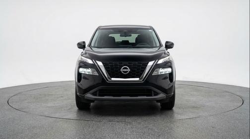 Super Black 2025 Nissan Rogue SV