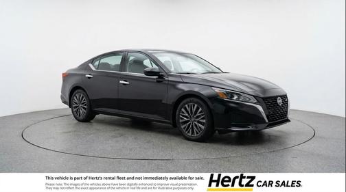 Super Black 2025 Nissan Altima SV FWD