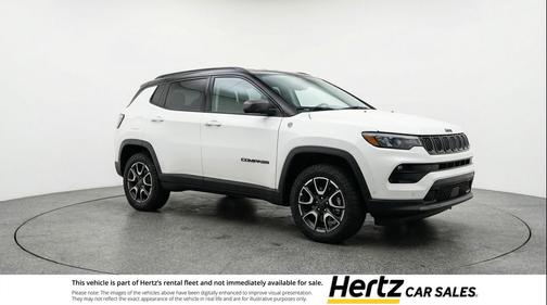 Bright White Clearcoat 2025 Jeep Compass Trailhawk