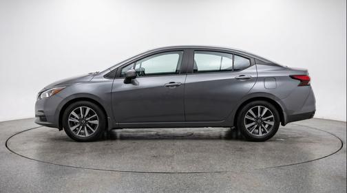 Gun Metallic 2025 Nissan Versa 1.6 SV