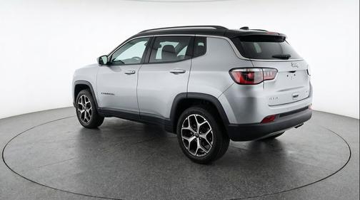 Silver Zynith Metallic Clearcoat 2025 Jeep Compass Limited