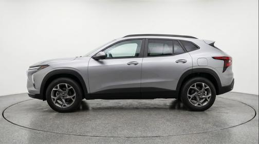 Sterling Gray Metallic 2025 Chevrolet Trax LT