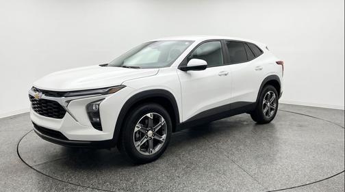 Summit White 2025 Chevrolet Blazer 2LT