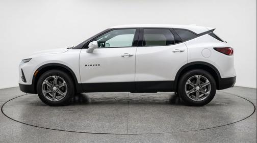 Summit White 2025 Chevrolet Blazer 2LT