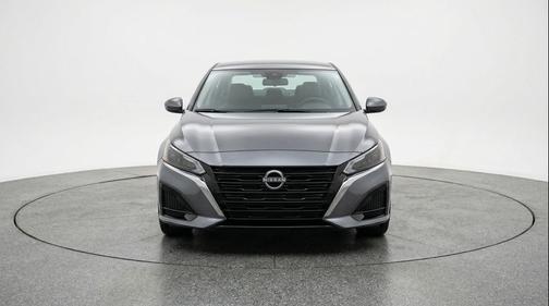 Gun Metallic 2025 Nissan Altima SV FWD