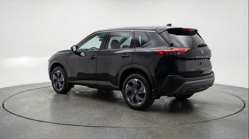 Super Black 2025 Nissan Rogue SV