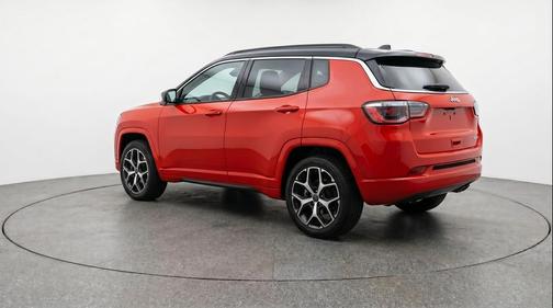 Red Hot Pearlcoat 2025 Jeep Compass Limited