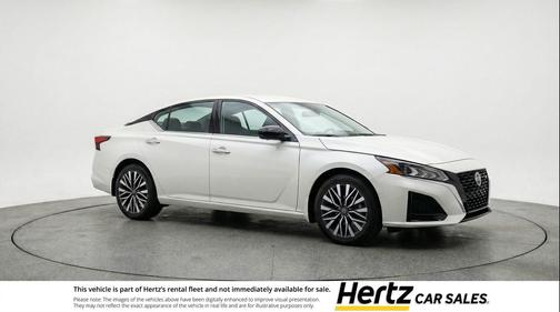 Glacier White 2025 Nissan Altima SV FWD