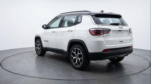 Bright White Clearcoat 2025 Jeep Compass Limited