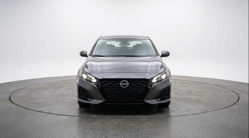 Gun Metallic 2025 Nissan Altima SV FWD