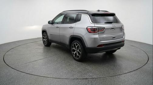 Silver Zynith Metallic Clearcoat 2025 Jeep Compass Limited