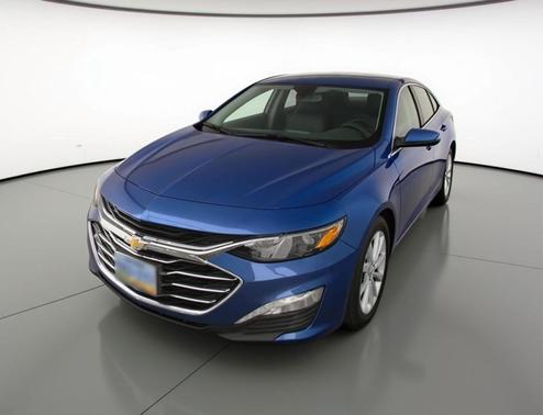 Lakeshore Blue Metallic 2024 Chevrolet Malibu FWD 1LT