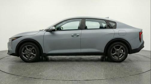 Morning Haze 2025 Kia K4 LXS