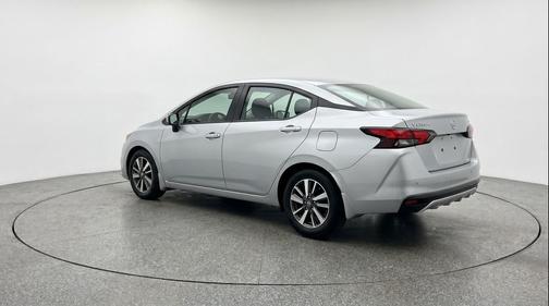 Brilliant Silver Metallic 2025 Nissan Versa 1.6 SV