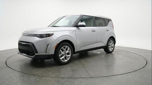 Steel Gray 2025 Kia Soul LX