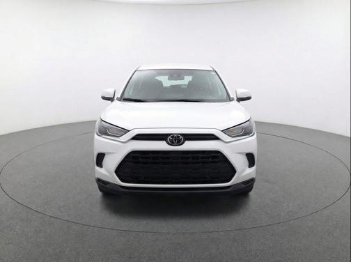 Coastal Cream 2024 Toyota Grand Highlander XLE