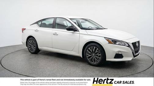 Glacier White 2025 Nissan Altima SV FWD