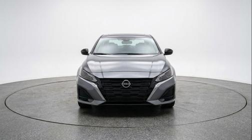Gun Metallic 2025 Nissan Altima SV FWD