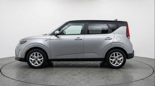 Steel Gray 2025 Kia Soul LX