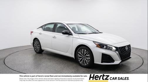 Glacier White 2025 Nissan Altima SV FWD