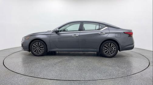 Gun Metallic 2025 Nissan Altima SV FWD