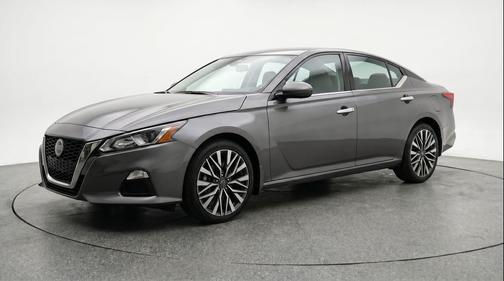 Gun Metallic 2025 Nissan Altima SV FWD