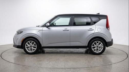 Steel Gray 2025 Kia Soul LX