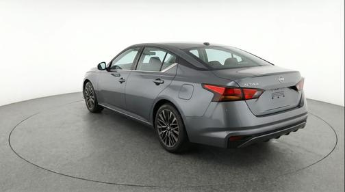 Gun Metallic 2025 Nissan Altima SV FWD