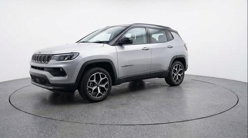 Silver Zynith Metallic Clearcoat 2025 Jeep Compass Limited