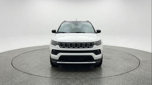 Bright White Clearcoat 2025 Jeep Compass Limited