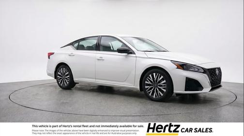 Glacier White 2025 Nissan Altima SV FWD