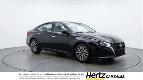 Super Black 2025 Nissan Altima SV FWD