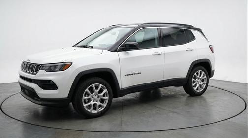 Bright White Clearcoat 2025 Jeep Compass Limited
