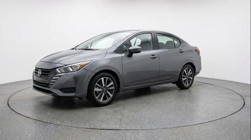 Gun Metallic 2025 Nissan Versa 1.6 SV