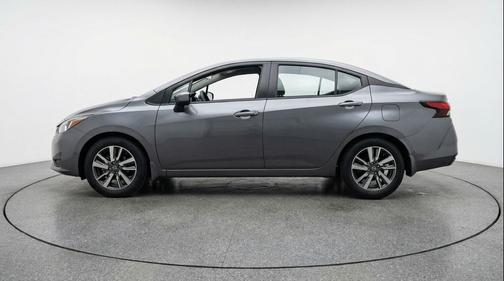 Gun Metallic 2025 Nissan Versa 1.6 SV