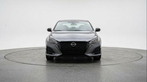 Gun Metallic 2025 Nissan Altima SV FWD