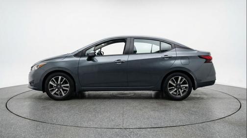 Gun Metallic 2025 Nissan Versa 1.6 SV