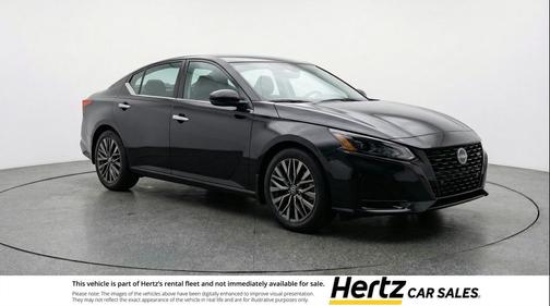 Super Black 2025 Nissan Altima SV FWD
