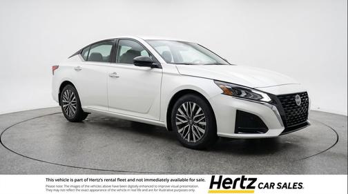 Glacier White 2025 Nissan Altima SV FWD