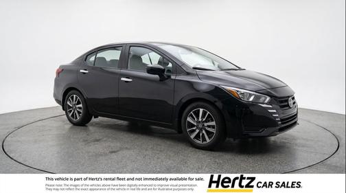 Super Black 2025 Nissan Versa 1.6 SV