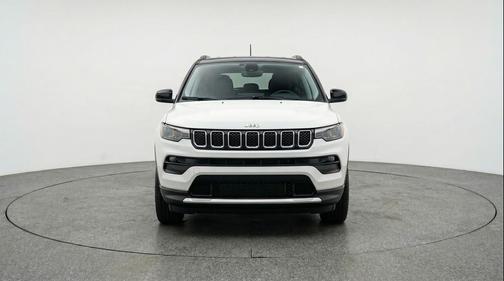 Bright White Clearcoat 2025 Jeep Compass Limited