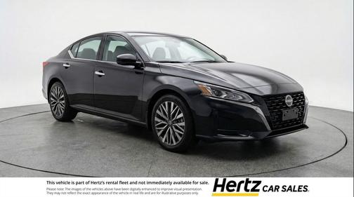 Super Black 2025 Nissan Altima SV FWD