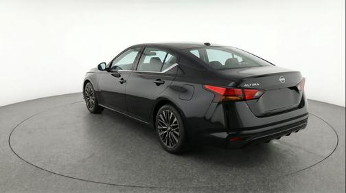 Super Black 2025 Nissan Altima SV FWD