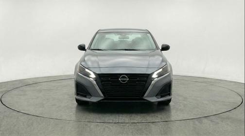 Gun Metallic 2025 Nissan Altima SV FWD