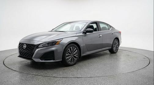 Gun Metallic 2025 Nissan Altima SV FWD