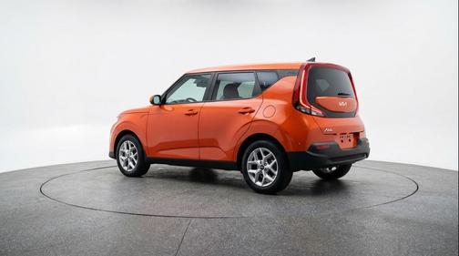 Inferno Red 2025 Kia Soul LX