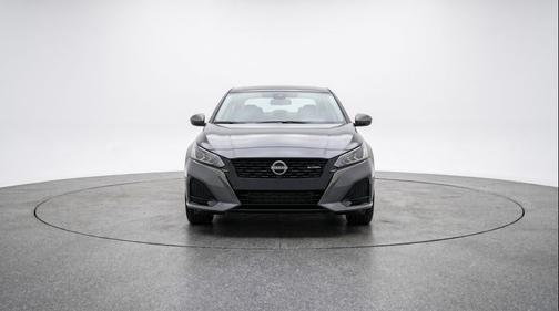Gun Metallic 2025 Nissan Altima SV FWD