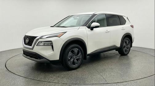 Everest White Pearl Tricoat 2025 Nissan Rogue SV