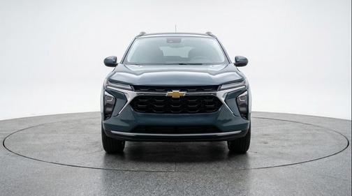 Cypress Gray 2025 Chevrolet Trax LT
